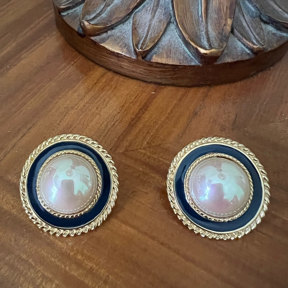 Gold and Blue Status Earrings with Modern Design Pierced